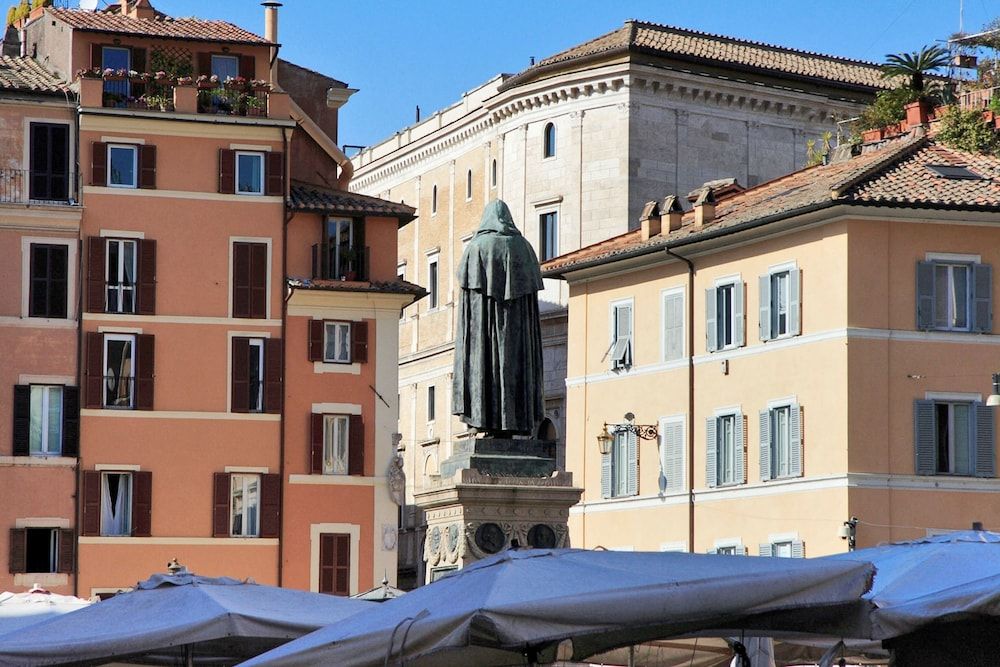 undefined Mama's Home Rome 7