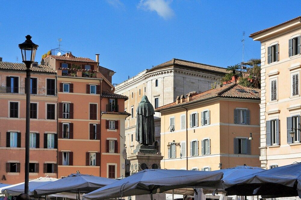 undefined Mama's Home Rome 8