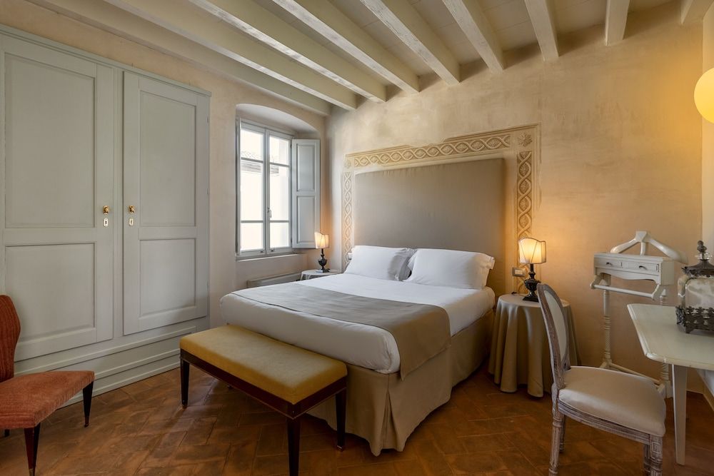 Palazzo Novello Classic Double Room 6