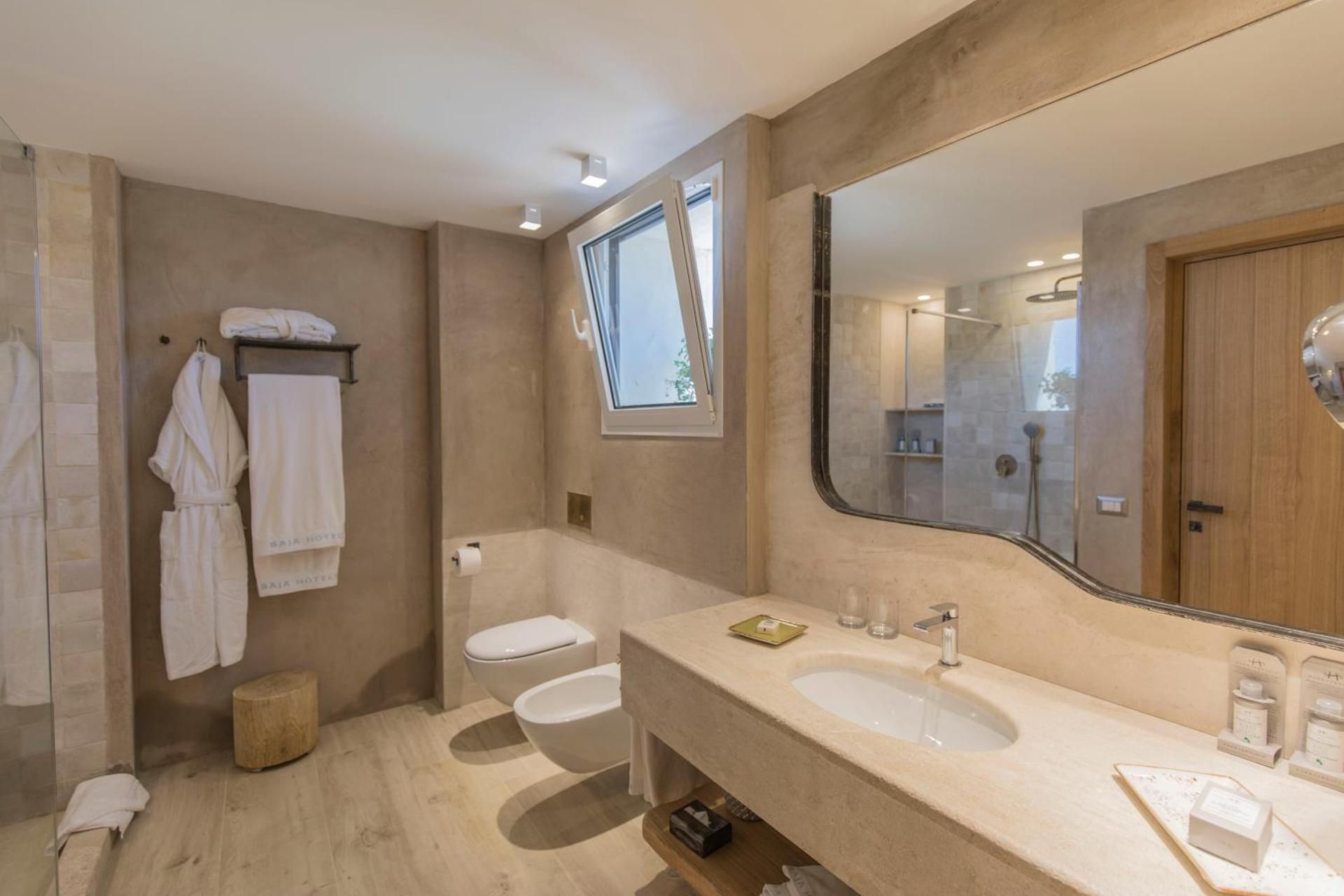 Deluxe Junior Suite