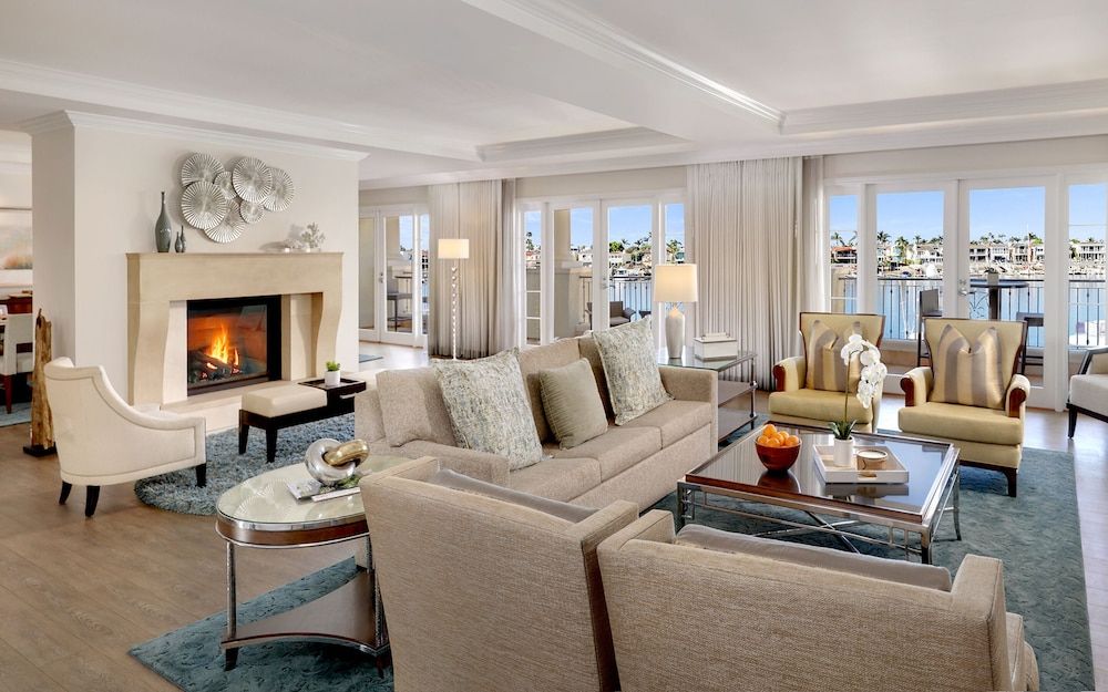 Balboa Bay Resort Presidential Suite 6