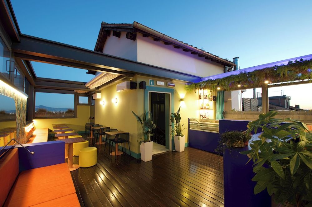 undefined Hotel Montecarlo 6