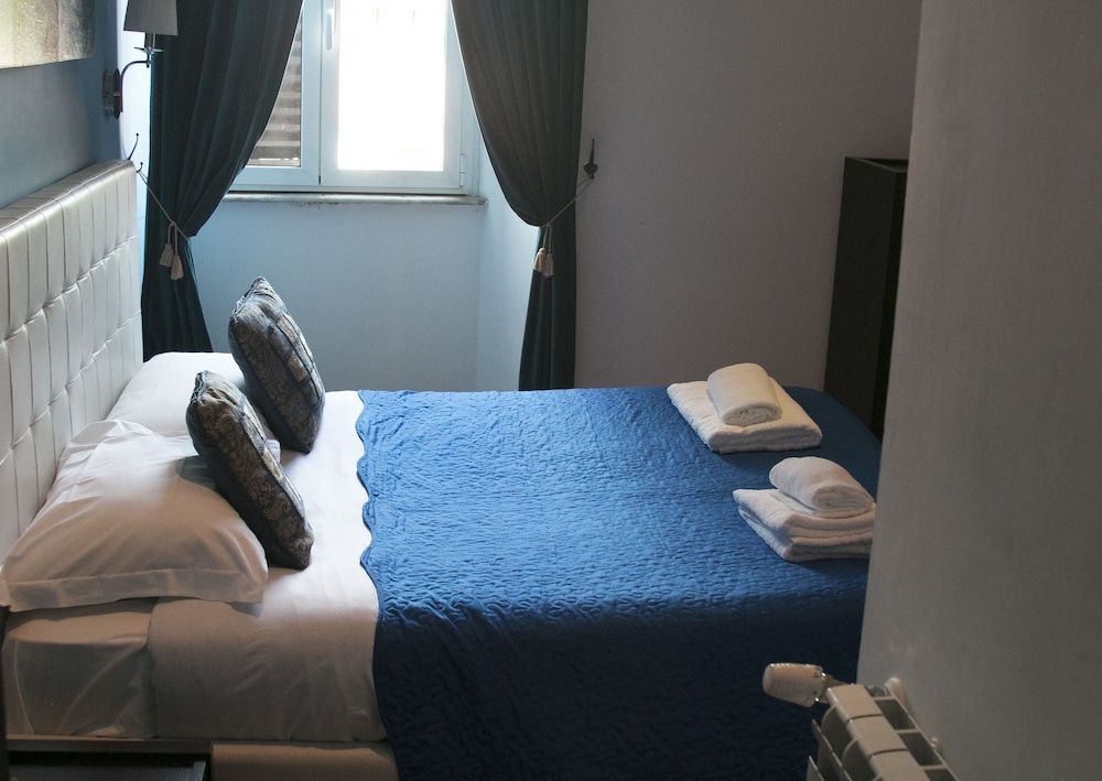 undefined Vatican City Guest House 7