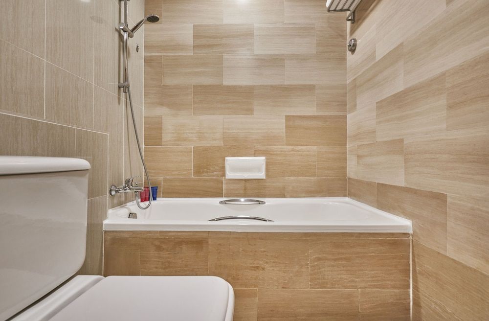 Village Hotel Bugis by Far East Hospitality Superior Room 7