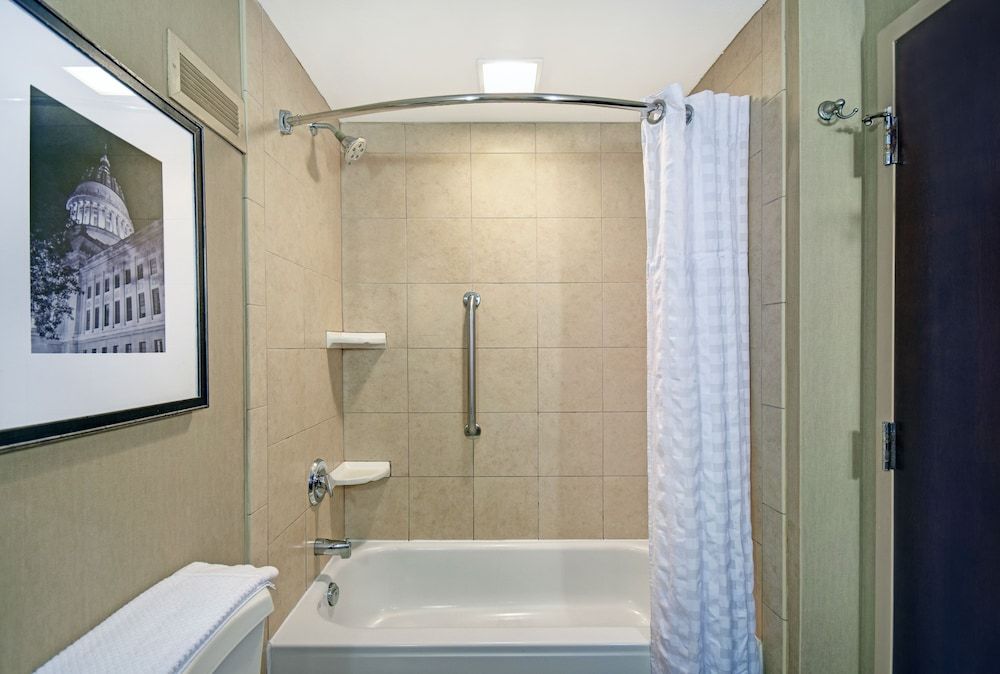Deluxe Suite, 1 King Bed with Sofa bed, Corner
