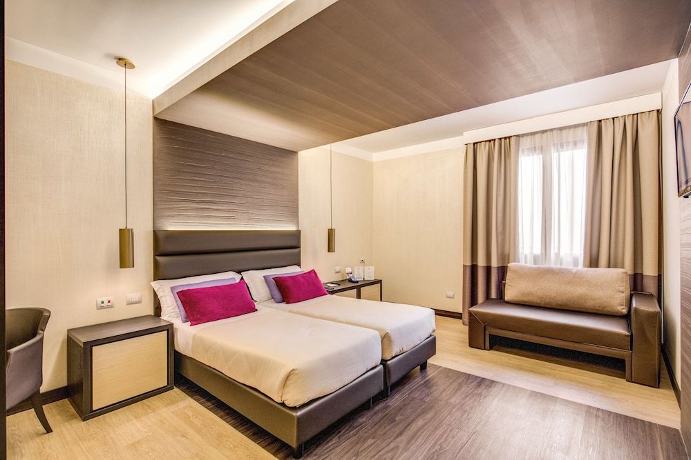 undefined Warmthotel 3