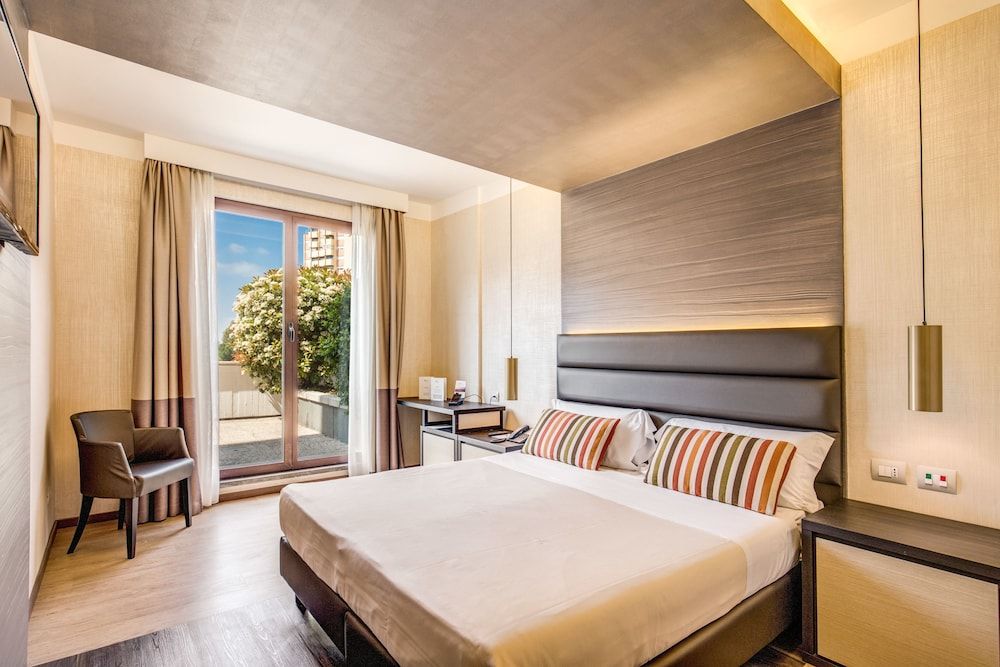 undefined Warmthotel 5