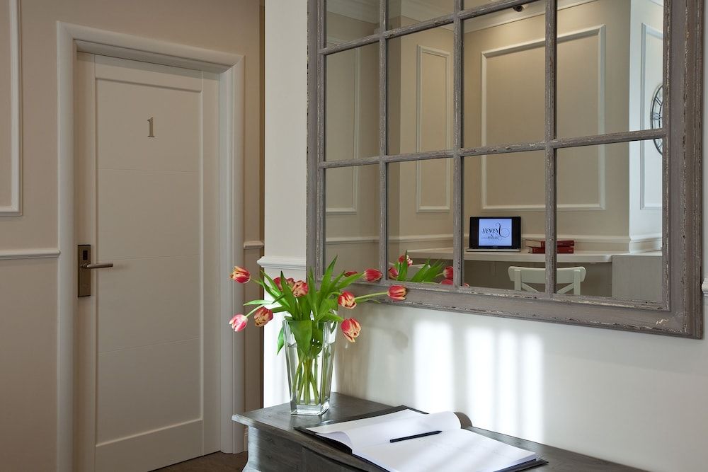 undefined Seven Suites