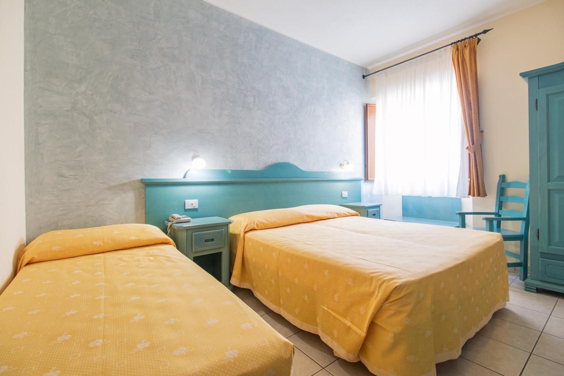 Triple Room