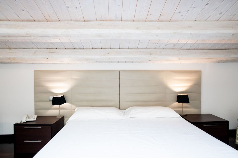 Hotel Villa del Lauro Deluxe Room 6