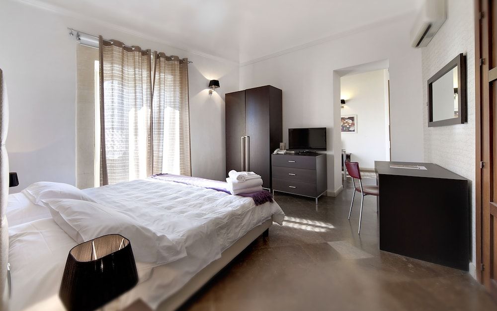 Hotel Villa del Lauro Deluxe Room 2