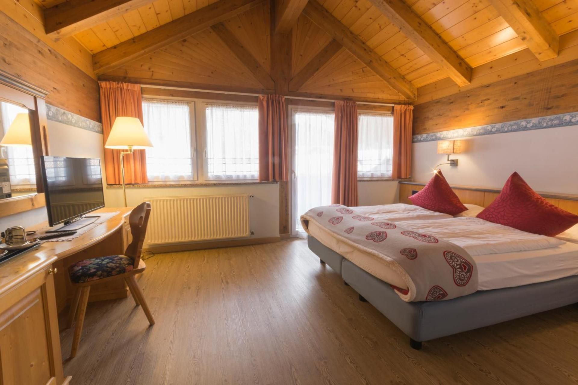 Superior Double or Twin Room with Balcony