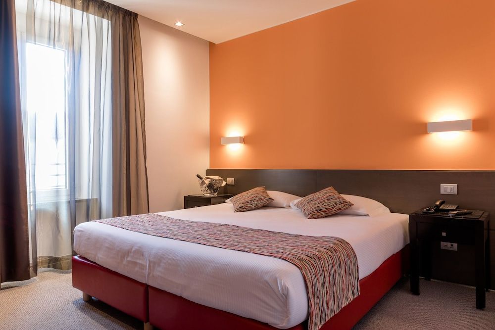 Hotel Valeria Double or Twin Room 2