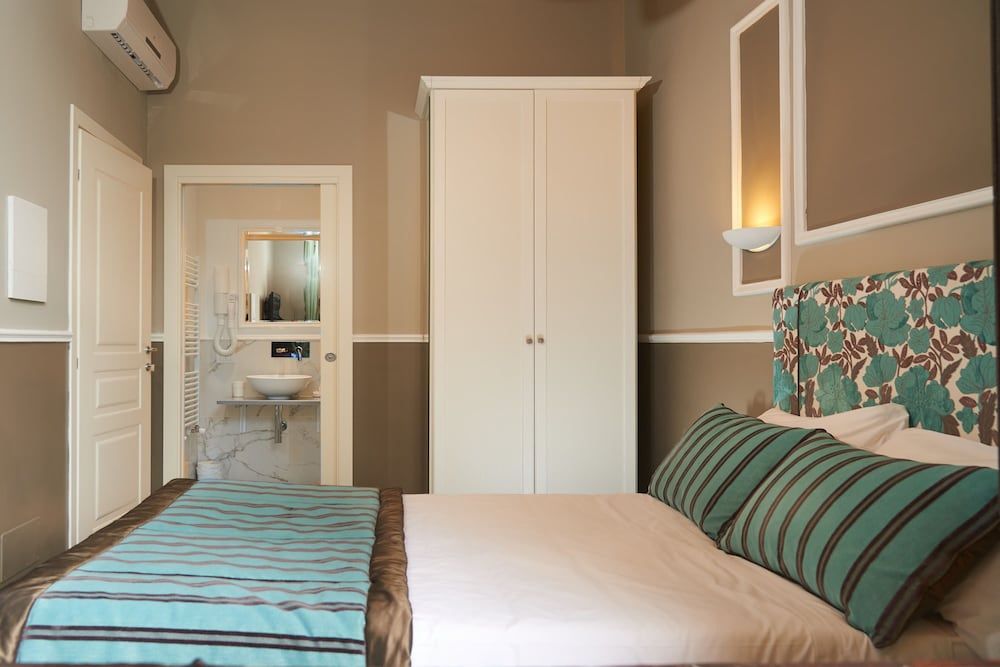 undefined My Guest In Florence 7