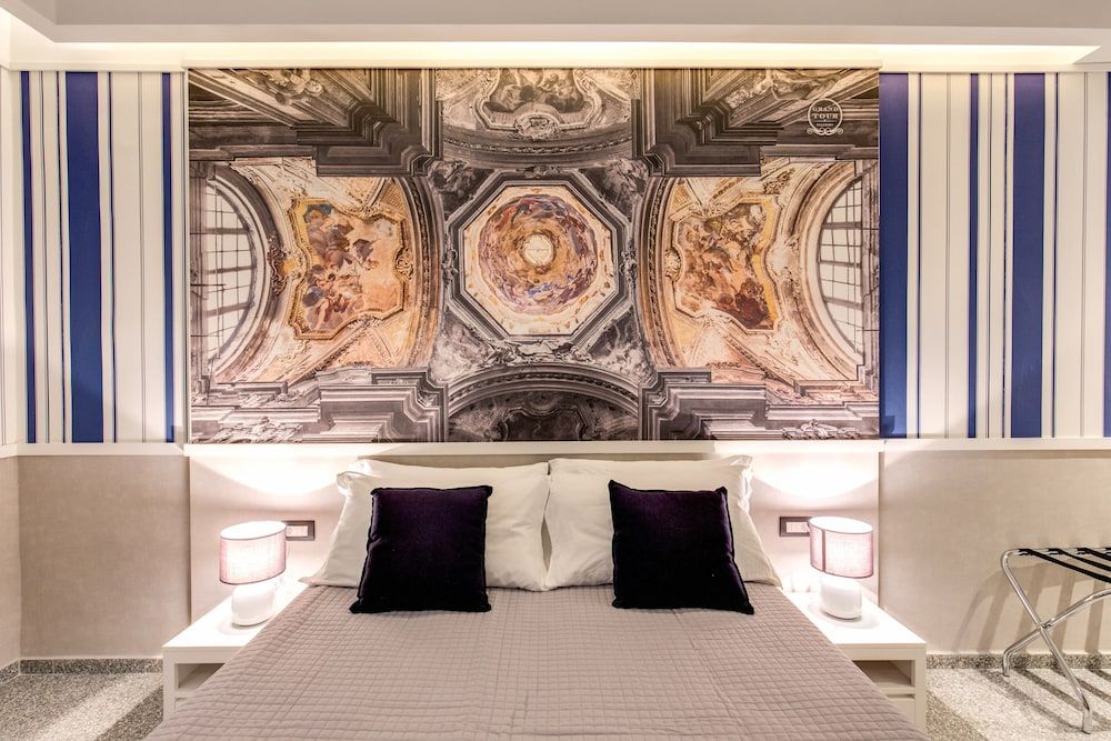 Grand Tour Rome Suites - Liberty Collection Deluxe Double Room 7