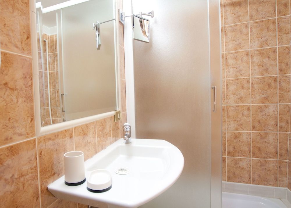 Guesthouse Borromeo Roma Standard Double Room 8