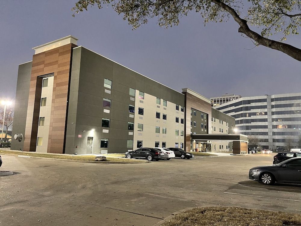 undefined La Quinta Inn & Suites by Wyndham Houston Southwest 7