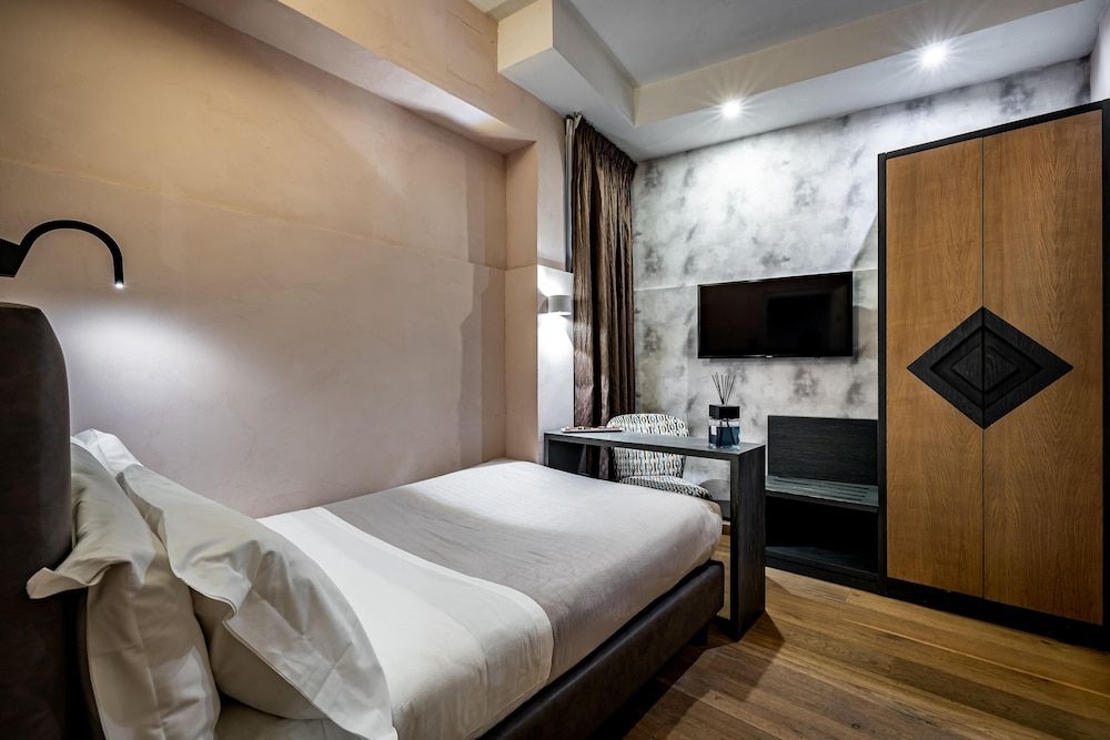 undefined Florence Old Bridge 4