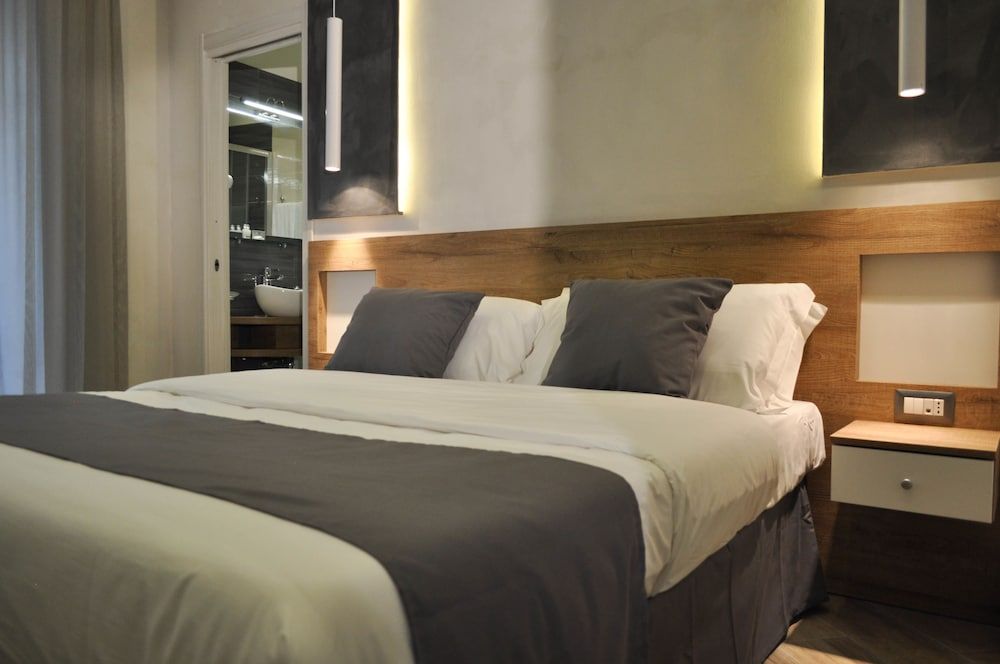 undefined Hotel Bella Napoli 5