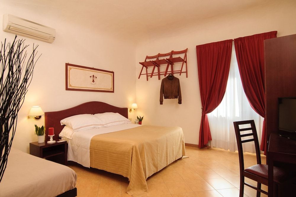 undefined Hotel Cardinal Of Florence 2