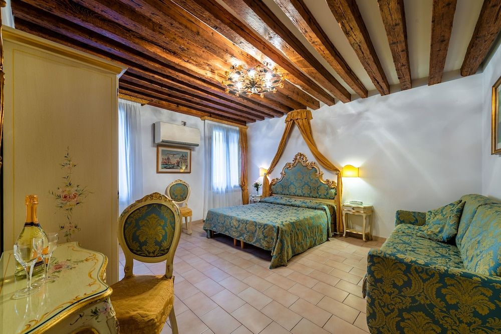 undefined Hotel Al Vagon 4