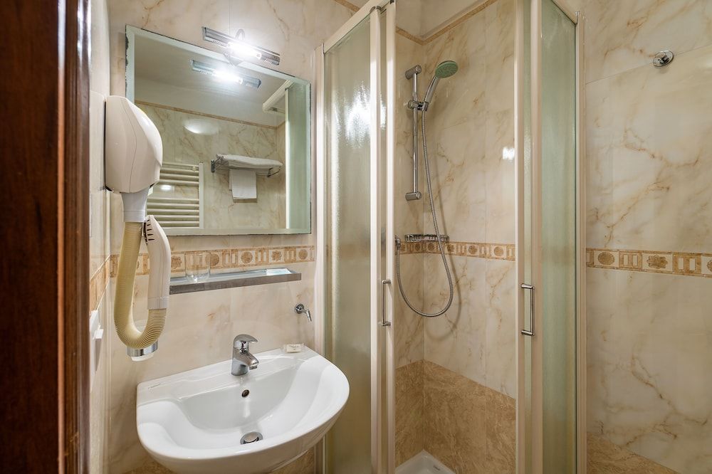 Hotel Al Vagon Classic Double Room 4