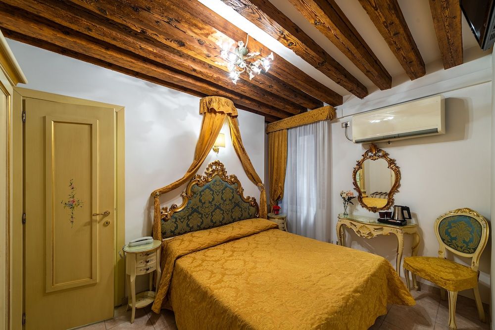 undefined Hotel Al Vagon 2