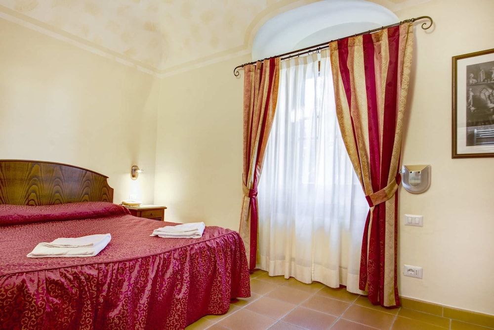 Albergo Villa Rioddi Classic Double Room 5