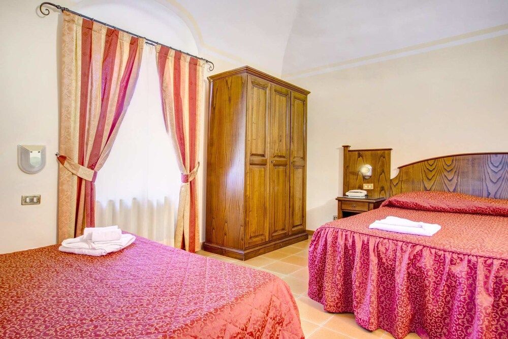 Albergo Villa Rioddi Classic Triple Room