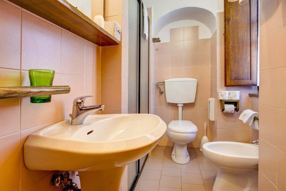 Albergo Villa Rioddi Classic Triple Room 4