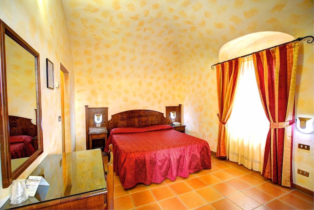 Albergo Villa Rioddi Classic Double Room 10