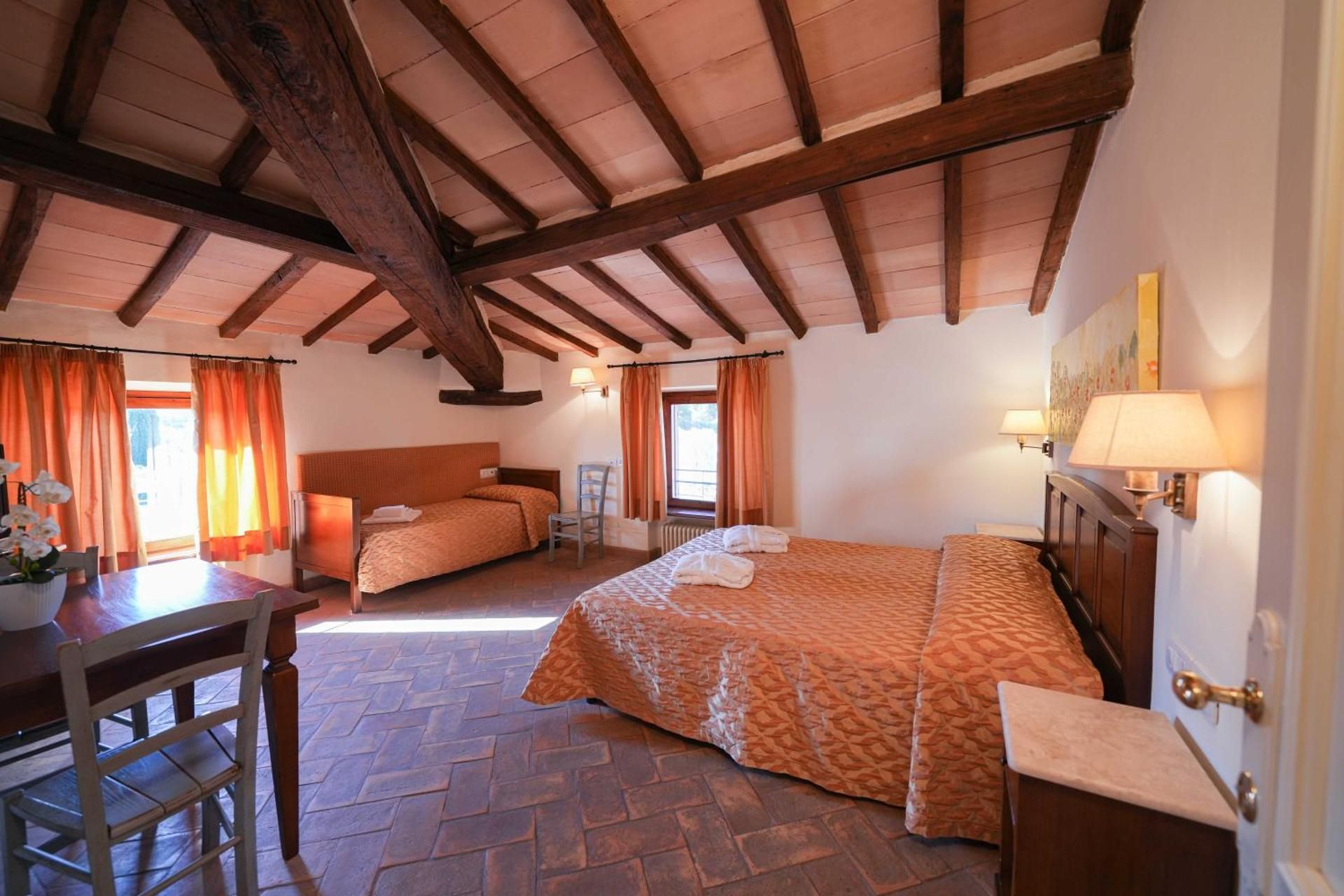 Comfort Triple Room