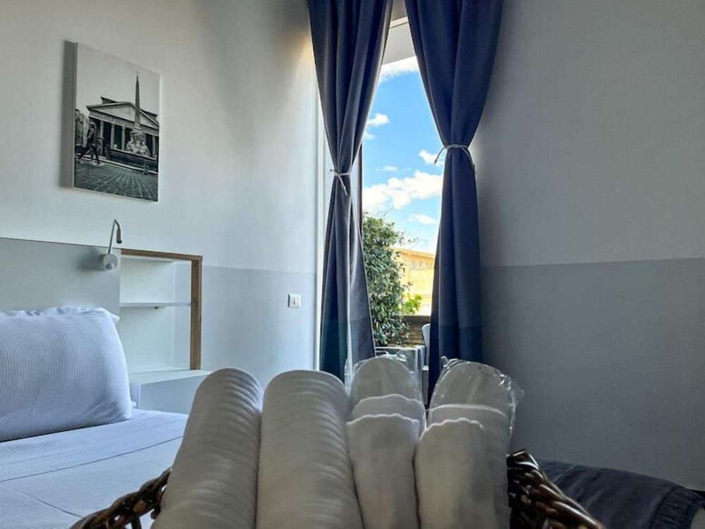 undefined Arch Rome Suites 3