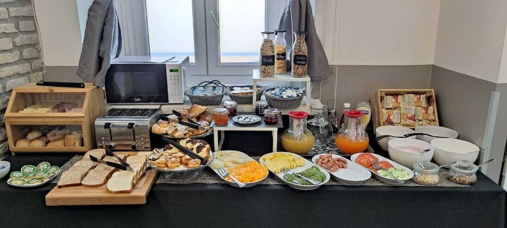 undefined Arch Rome Suites 7