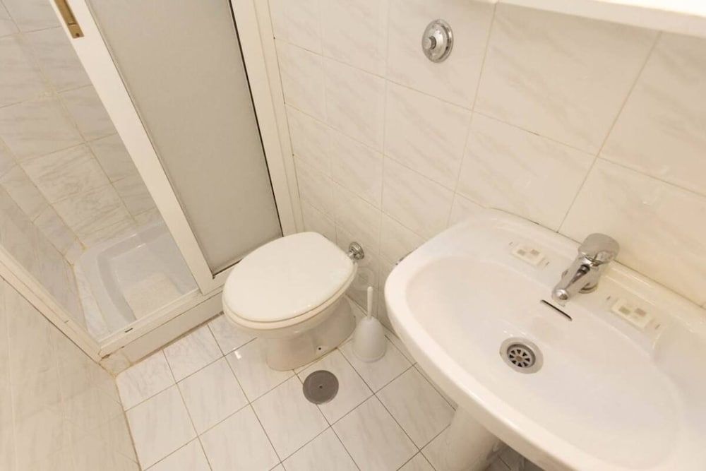 Hotel Azzurra Standard Triple Room (bagno privato) 4