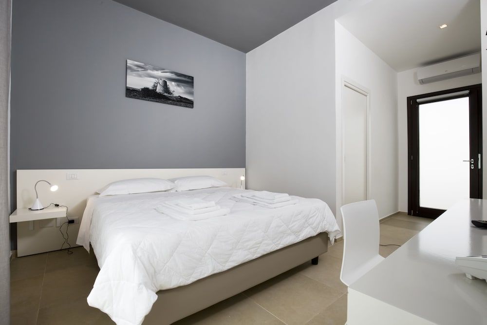 Southeast hotel Standard Double Room, Garden View 2