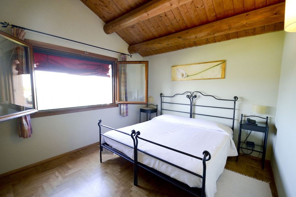 Lama di Valle Rosa Deluxe Double or Twin Room 3