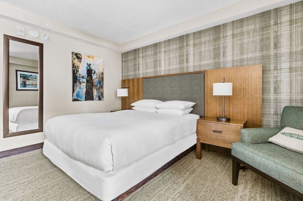Room, 1 King Bed, Fireplace