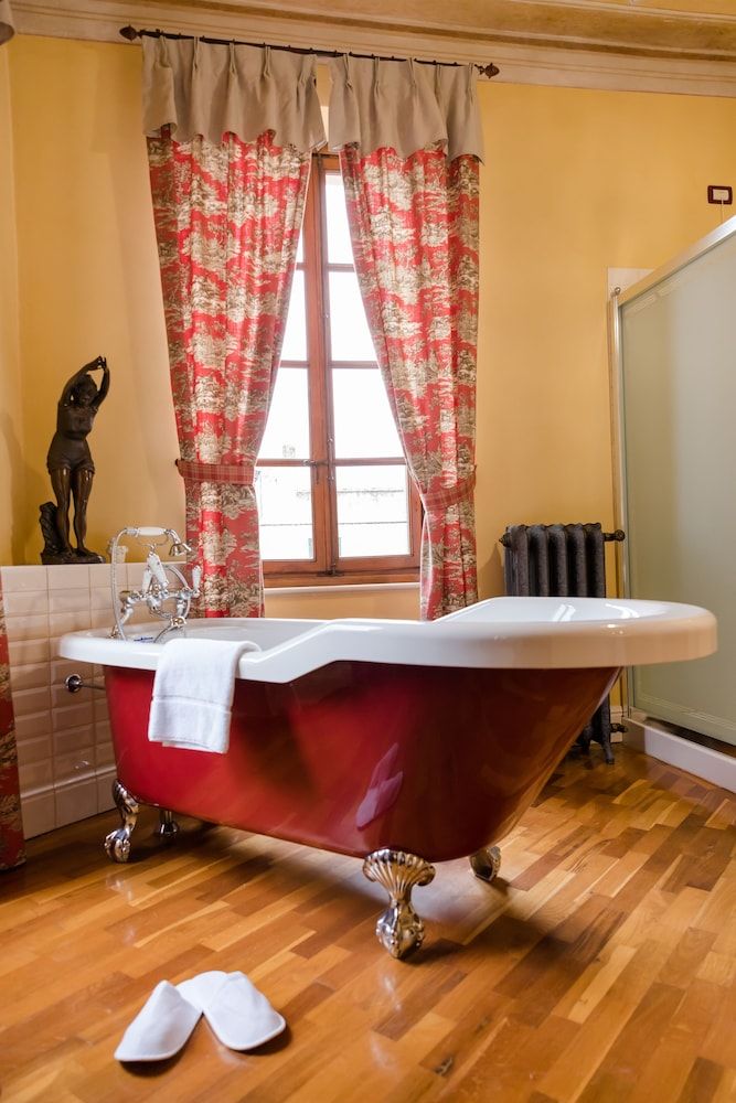 Villa Nichesola Suite, Pool View 4