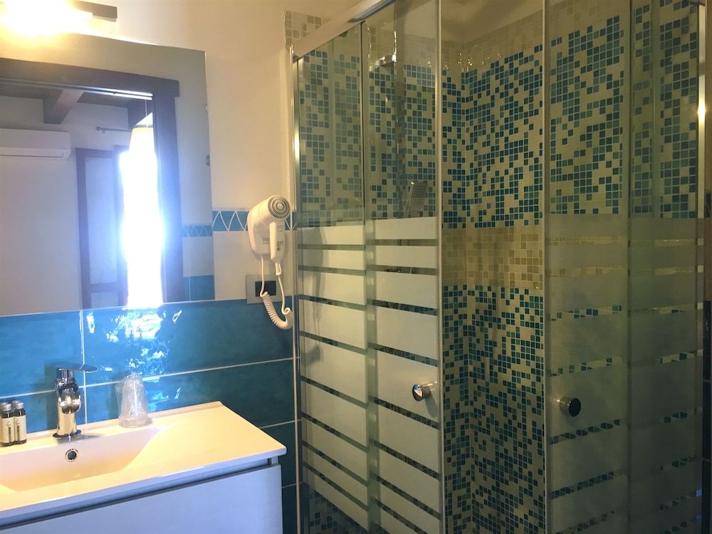 Bienestar Maison de Charme Deluxe Double Room, Balcony 7