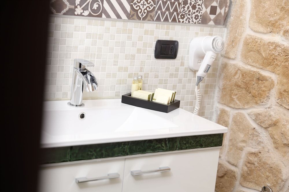 Bienestar Maison de Charme Deluxe Double Room, Balcony 4