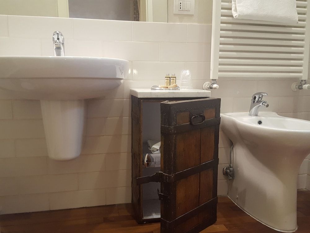 Albergo San Martino Superior Double Room, Jetted Tub 6
