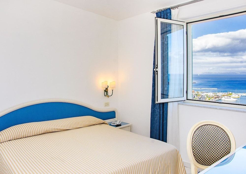 Comfort Room, Sea View