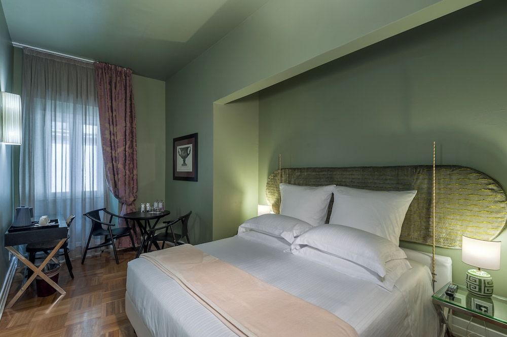 Hotel Number Nine COSY