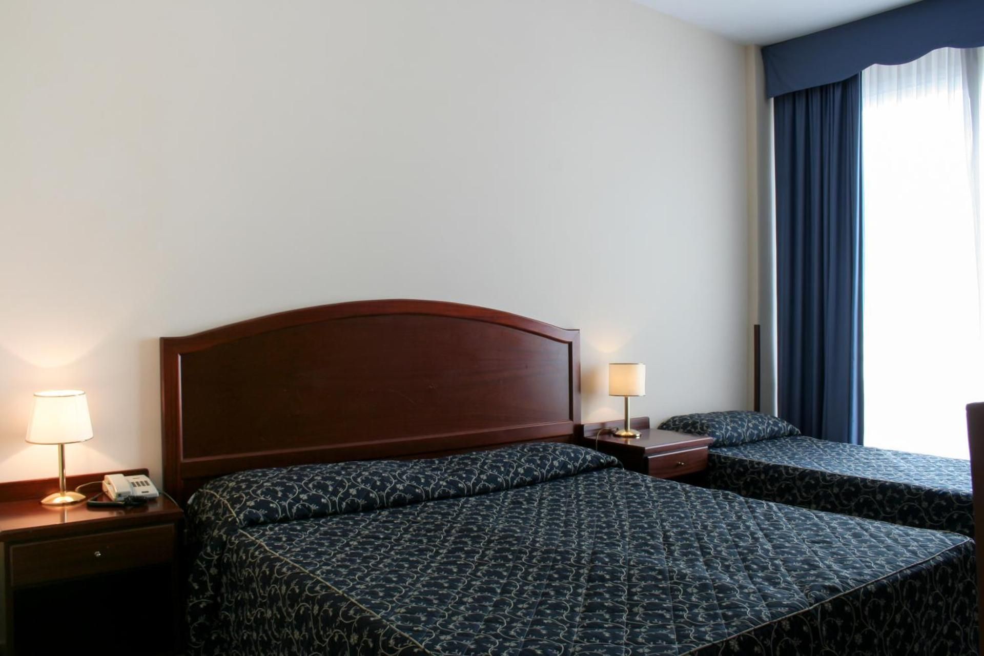 Economy Triple Room