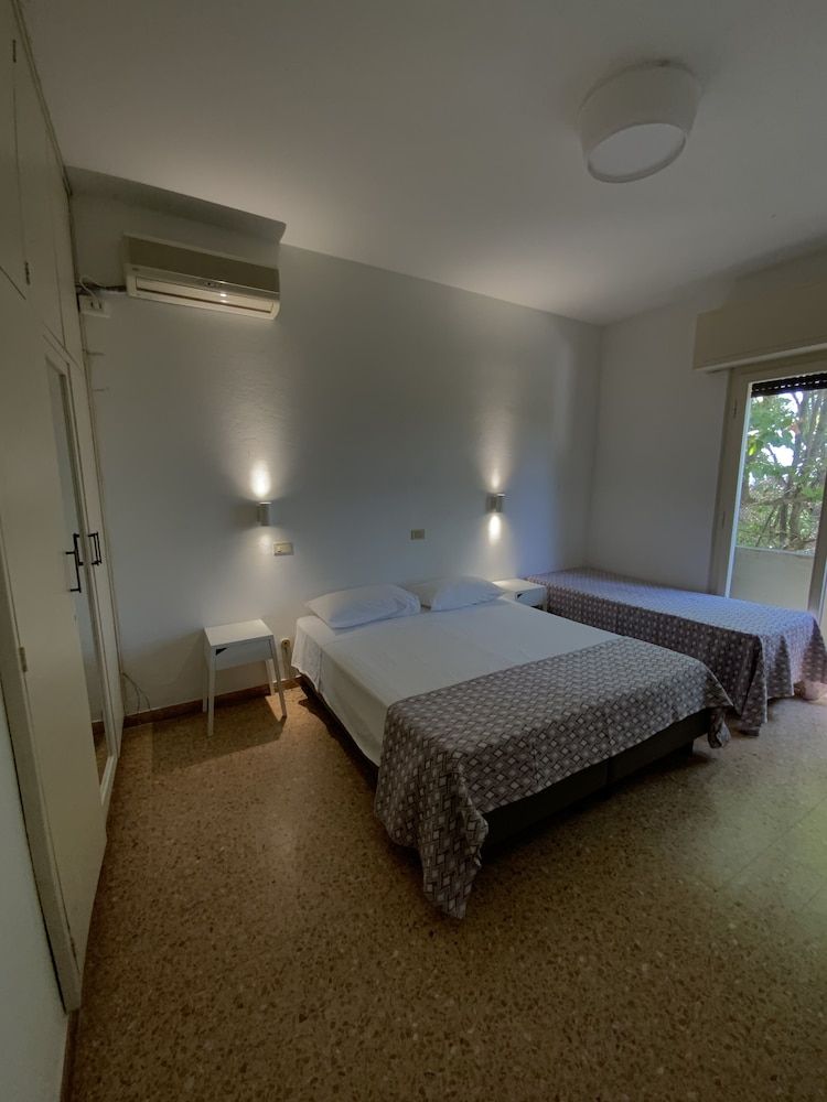 Hotel Naviglio Triple Room 7