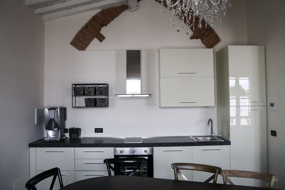 undefined Tornabuoni View 10