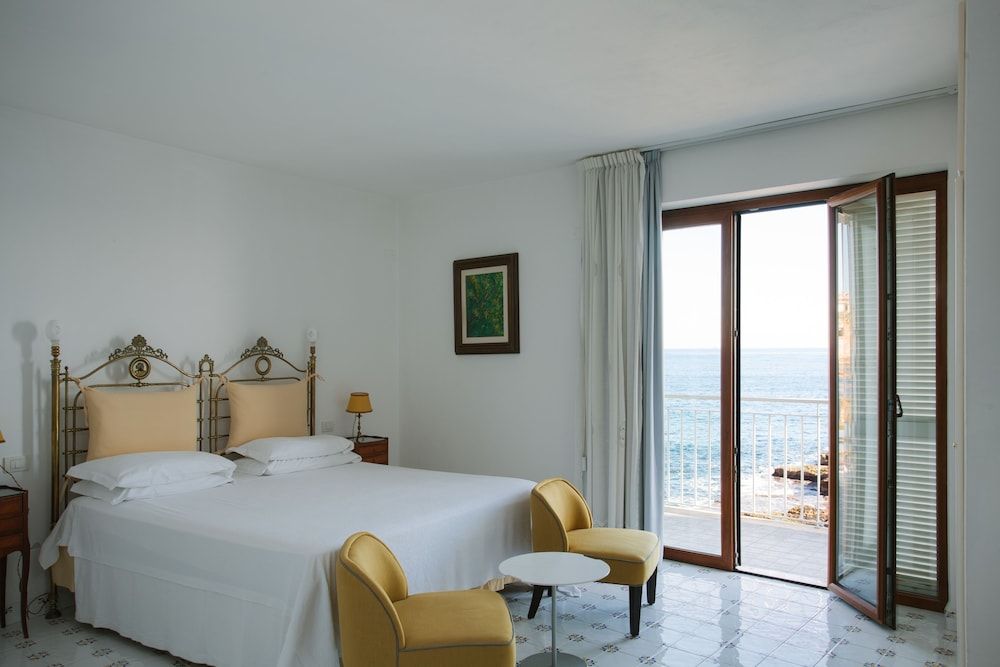 Giuggiulena Villa Panoramic Double or Twin Room, 1 Bedroom, Balcony, Sea View 3