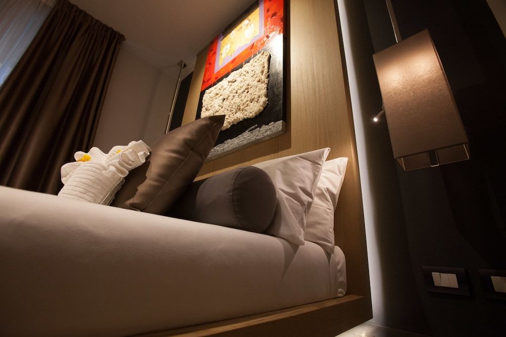 Navona Rooms Standard Double Room, 1 Double Bed, Private Bathroom, Courtyard View 6