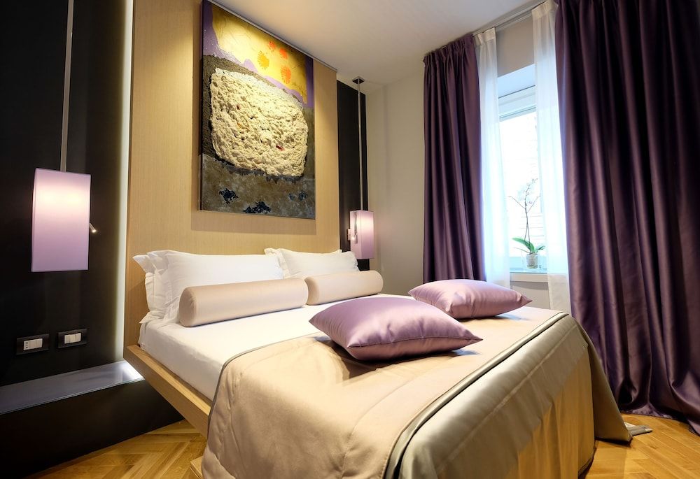 undefined Navona Rooms
